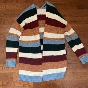 Super cute oversized American eagle multicolor fall cardigan
